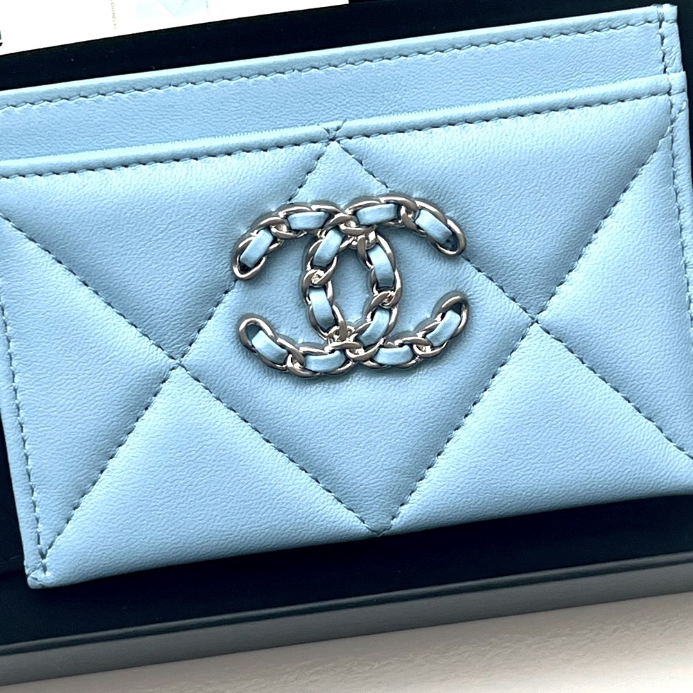 🔥CHANEL 19 Cardholder - Picture 5 of 5
